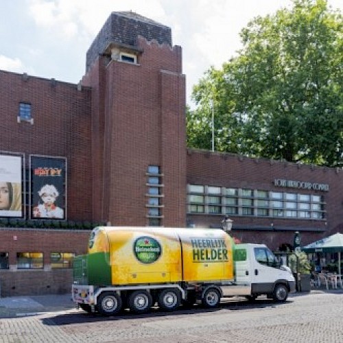 heineken_mini_tankwagen.-square
